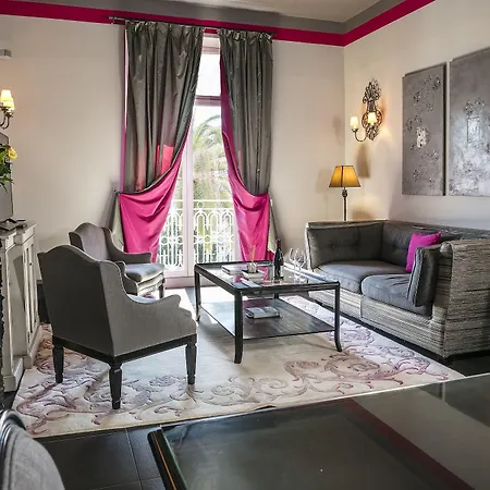 فندق غاربو 4*